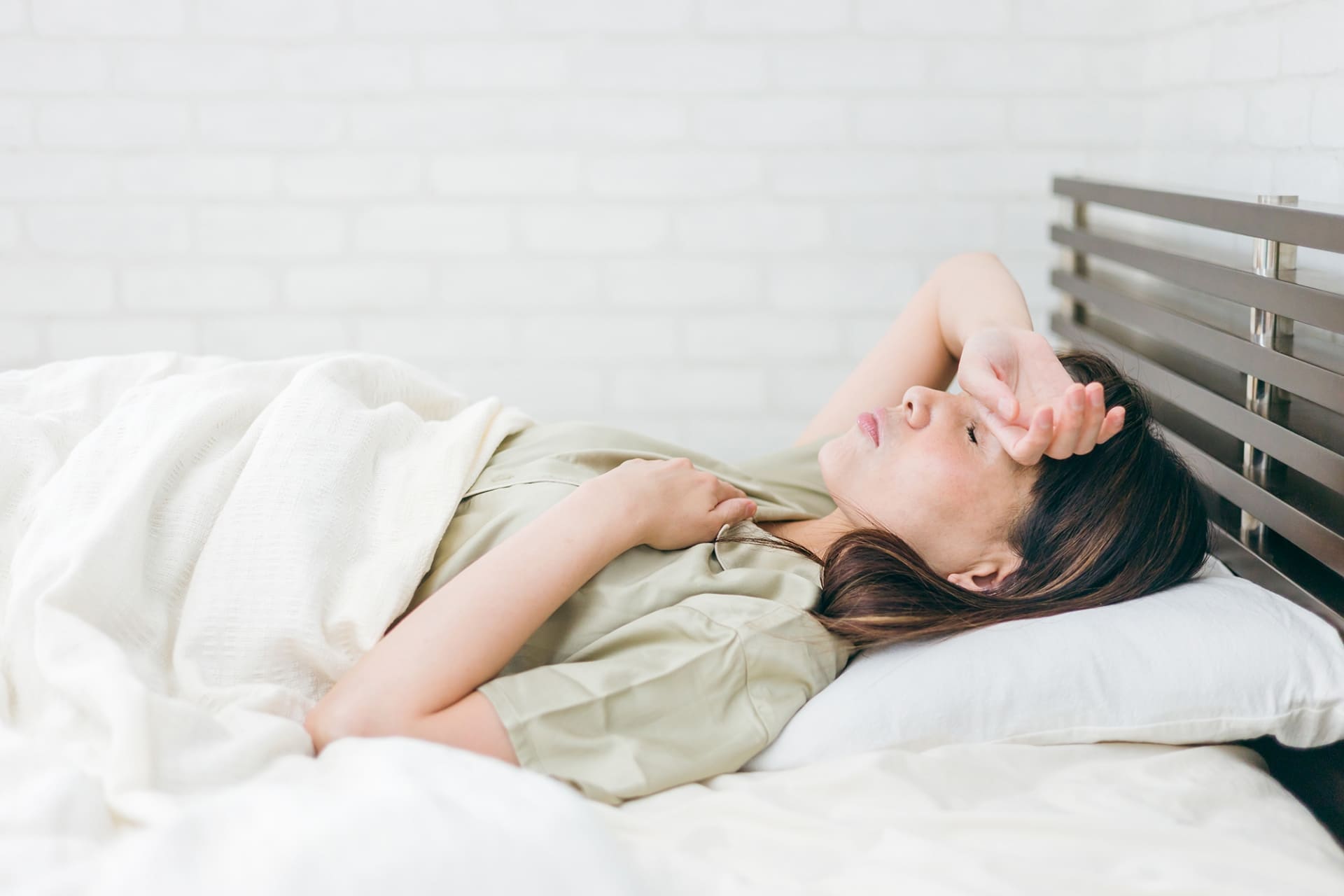 睡眠不足の原因と良い睡眠をとるための方法